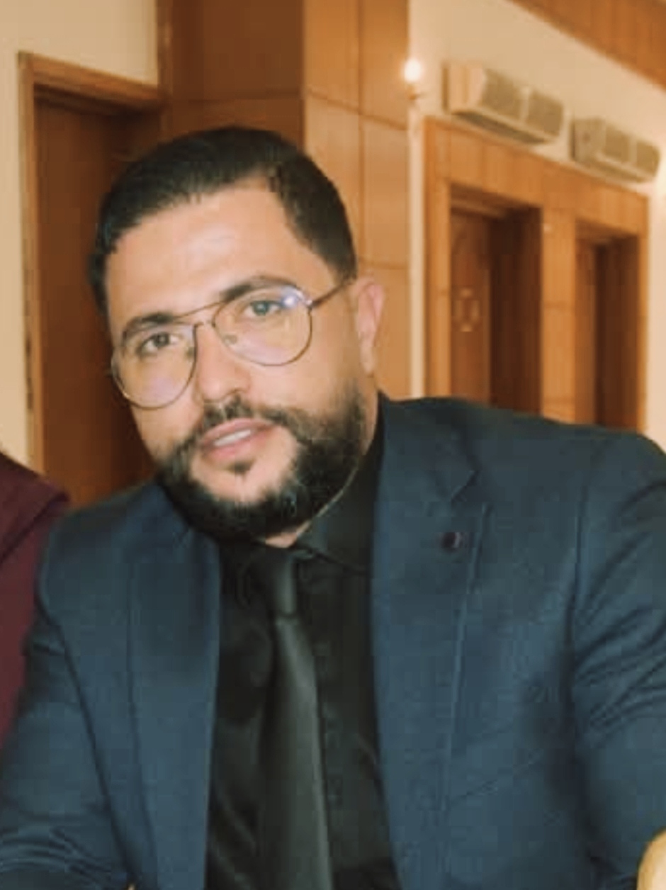 أمين المال الأستاذ أحمد العرفاوي